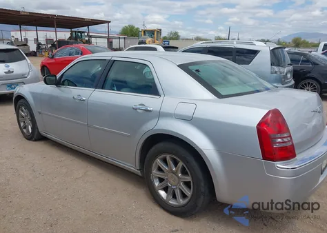 2005 Chrysler 300C from USA, damaged, VIN 2C3JA63H85H170880